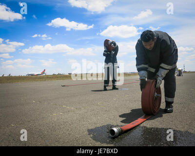 2013 10 04 somalo di Firefighter formazione Nairobi 020 (10203094423) Foto Stock