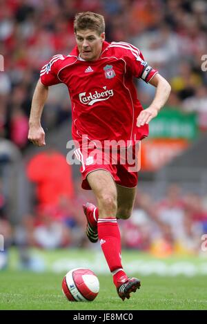 STEVEN GERRARD Liverpool FC ANFIELD LIVERPOOL ENGLAND 26 Agosto 2006 Foto Stock