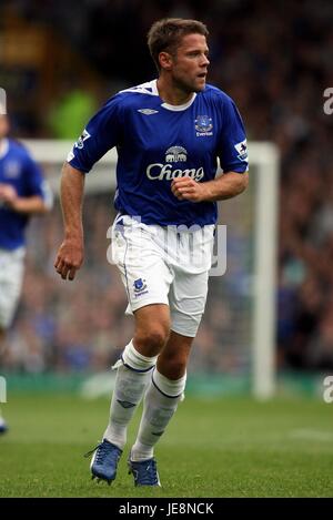 JAMES BEATTIE Everton FC GOODISON PARK LIVERPOOL ENGLAND 19 Agosto 2006 Foto Stock