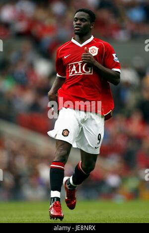 LOUIS SAHA MANCHESTER UNITED FC OLD TRAFFORD Manchester Inghilterra 12 Agosto 2006 Foto Stock