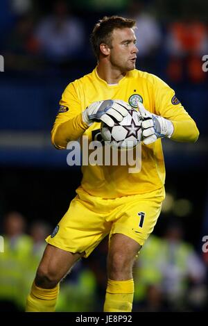 ARTUR BORUC CELTIC FC STAMFORD BRIDGE CHELSEA INGHILTERRA 09 Agosto 2006 Foto Stock