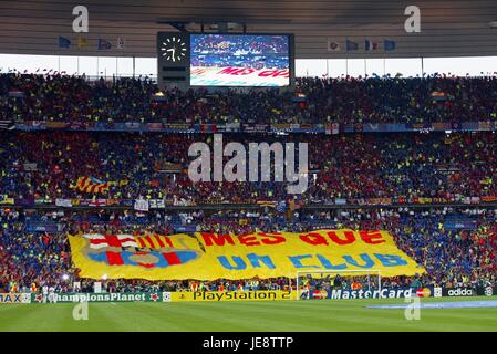 I fan di Barcellona allo STADE DE FRANCE BARCELLONA V ARSENAL STADE DE FRANCE PARIGI FRANCIA 17 Maggio 2006 Foto Stock