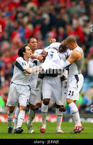 MARLON HAREWOOD & COMPAGNI DI SQUADRA MIDDLESBROUGH V West Ham UTD VILLA PARK Birmingham Inghilterra 23 aprile 2006 Foto Stock