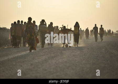 2013 12 14 aeroporto di Jowhar IDP Camp E.jpg (11401641405) Foto Stock