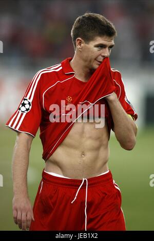 STEVEN GERRARD DOPO LA PARTITA MILAN V Liverpool campione dello stadio olimpico di Atene GRECIA 23 Maggio 2007 Foto Stock