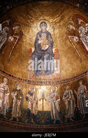 Italia Friuli Venezia Giulia Trieste chiesa di San Giusto mosaico di abside Foto Stock