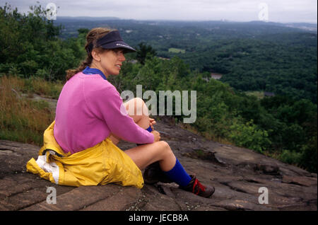 Vista dal petto, Sleeping Giant parco statale, Connecticut Foto Stock