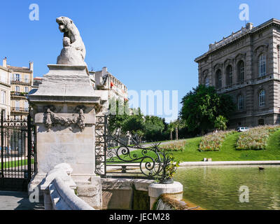 Viaggio in Provenza, Francia - Lion statua sulla gate del Palais (Palazzo) Longchamp nella città di Marsiglia Foto Stock