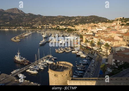 Francia, Corsica, Calvi, vista città, cittadella, porto, Foto Stock