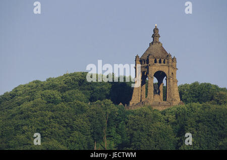 In Germania, in Renania settentrionale-Vestfalia, Porta Westfalica, imperial Wilhelm's Monument, legno, Teutoburger legno, mountain Wittekinds, luogo di interesse, struttura, storicamente, monumento imperiale, statua, monumento, montagna, Foto Stock