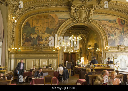 Francia, Parigi, stazione ferroviaria 'done de Lyons, ristorante "Le Train di blu', lampadario, soffitto affrescato, ospiti nessun modello di rilascio, Foto Stock