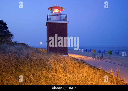 Faro Olhörn, Wyk, isola di Föhr, il Mare del Nord, isola del Mare del Nord, la costa del Mare del nord, nord il fregio del paese, i Frisoni del Nord, il parco nazionale di Schleswig-Holstein velme, SCHLESWIG-HOLSTEIN, Germania settentrionale, Germania, Europa Foto Stock