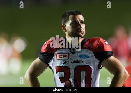 Il doppio lavoro straordinario. Il 23 giugno, 2017. Calgary Stampeders kicker Rene Paredes (30) durante il gioco CFL tra Calgary Stampeders e Ottawa Redblacks a TD Place Stadium di Ottawa in Canada. Stampeders e Redblacks legato 31-31 in doppia le ore di lavoro straordinario. Daniel Lea/CSM/Alamy Live News Foto Stock