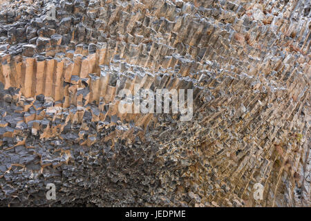 Il basalto formazioni rocciose note come sinfonia di pietre in Armenia. Foto Stock