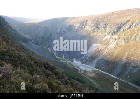 Vista sulle montagne del Parco nazionale di Glenveagh in Irlanda Foto Stock