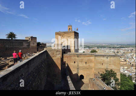 Spagna, Andalusia, Granada, Alhambra Palace, vista la Alcazaba sulla città, Foto Stock