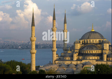 Turchia, Istanbul, del sultano Ahmed la moschea, la Moschea Blu e il Bosforo, Foto Stock