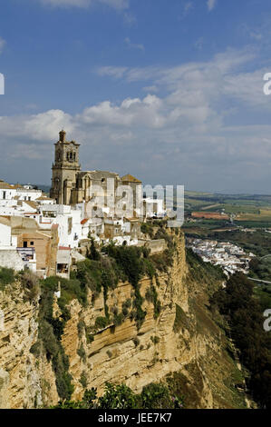 Chiesa San-Pedro, Città Vecchia, Arcos de la Frontera, Andalusia, Spagna Foto Stock