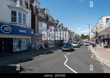 Swanage è una città costiera e parrocchia civile nel sud est di Dorset, Inghilterra. È situato all'estremità orientale dell'isola di Purbeck, Foto Stock