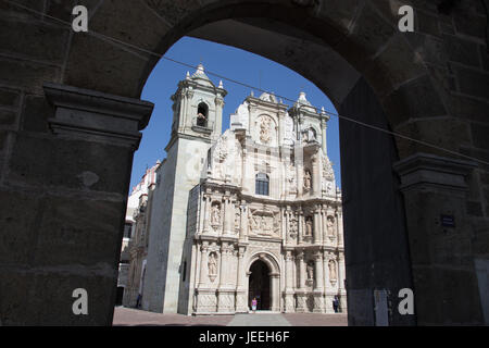 Basilica menor de Nuestra Senora de la Soledad, o la Basilica di Nostra Signora della solitudine, Oaxaca, Messico Foto Stock