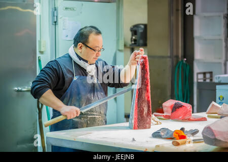 Osaka all'ingrosso centrale rinnovato come la cucina di Osaka ed è il più grande mercato del pesce nella regione di Kansai Foto Stock