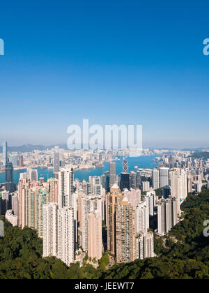 Antenna verticale cityscape di Hong Kong a partire dal fino al picco, Cina. Foto Stock