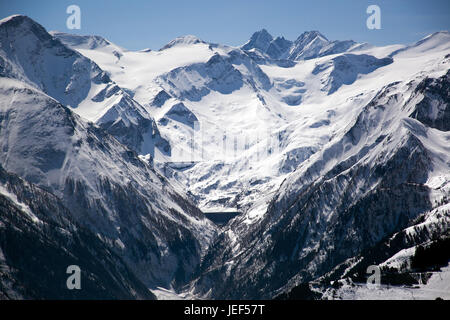 Serbatoio esecuzione del capo, accettato in aprile del Schmittenh?egli., Stausee Kaprun, aufgenommen im aprile von der Schmittenhöhe. Foto Stock