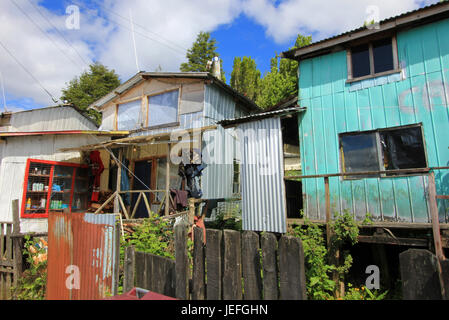 L isolato Puerto Eden in isole di Wellington, fiordi di sud del Cile, provincia Ultima Esparanza Foto Stock