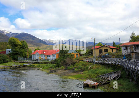 L isolato Puerto Eden in isole di Wellington, fiordi di sud del Cile, provincia Ultima Esparanza Foto Stock