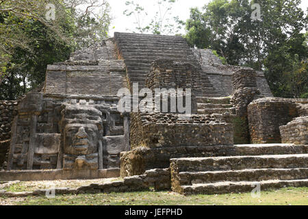 Il Lamanai rovine nel Belize Foto Stock