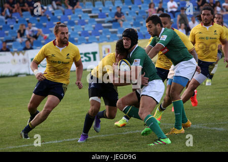 Bucarest, Romania. Il 24 giugno 2017. Rugby gioco di prova tra la Romania e il Brasile, vinto dalla Romania con 56 a 5. Credito: Gabriel Petrescu/Alamy Live News Foto Stock