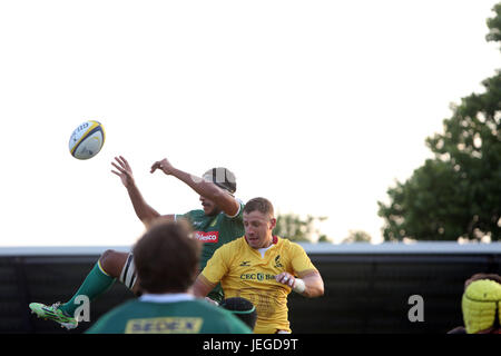 Bucarest, Romania. Il 24 giugno 2017. Rugby gioco di prova tra la Romania e il Brasile, vinto dalla Romania con 56 a 5. Credito: Gabriel Petrescu/Alamy Live News Foto Stock