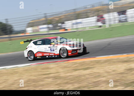 Racing weekend in Italia con l'italiano della Porsche Carrera Cup, Formula 4 Abarth, le bicilindriche, Seat Leon Cupra Trofeo Credito: Fabio Pagani/Alamy Live News Foto Stock