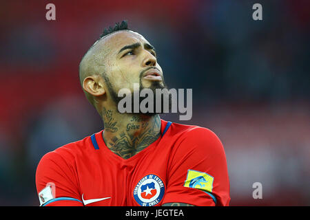 Mosca, Russia. 25 GIU, 2017. Arturo Vidal del Cile durante Chile-Australia partita valevole per il terzo round della Confederations Cup 2017, questa domenica (25), che si è tenuta presso la Spartak Stadium (Otkrytie Arena) a Mosca in Russia. Credito: Foto Arena LTDA/Alamy Live News Foto Stock