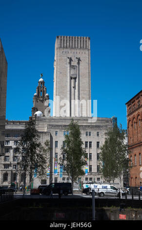 Georges Dock edificio Art Deco dell'albero di ventilazione per il tunnel Queens da l'isola di Mann sviluppo Waterfront Liverpool Merseyside England Foto Stock