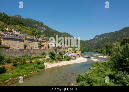 Les Vignes villaggio, Gorges du Tarn UNESCO - Sito Patrimonio dell'umanità. Grands Causses Parco naturale regionale. Lozere Foto Stock