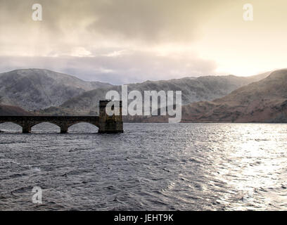 Freddi inverni di giorno in Scafell serbatoio Foto Stock