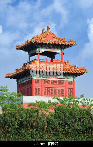 Antica torre di guardia cinese, dinastia Qing, Hengdian World Studios, Hengdian, Cina Foto Stock