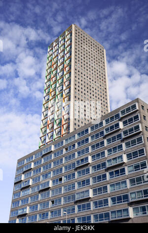 TILBURG-marzo 15, 2017. West Point, con 141,6 metri più alto torre residenziale in città. Dopo il completamento (2004) olandese più alto edificio residenziale. Foto Stock