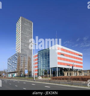 TILBURG-marzo 15, 2017. West Point, con 141,6 metri più alto torre residenziale in città. Dopo il completamento (2004) olandese più alto edificio residenziale. Foto Stock