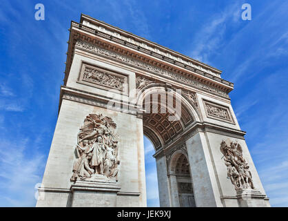 Sculture scolpite sulla parete dell'Arce de Triomphe, Parigi Foto Stock