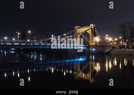 Ponte Grunwaldzki a Wroclaw alla notte Foto Stock