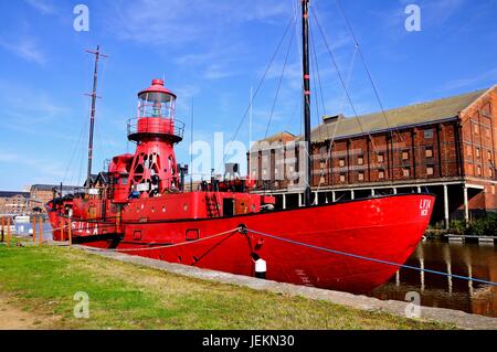 Red Sula Lightship in Llanthony Wharf, Gloucester, Gloucestershire, Inghilterra, Regno Unito, Europa occidentale. Foto Stock