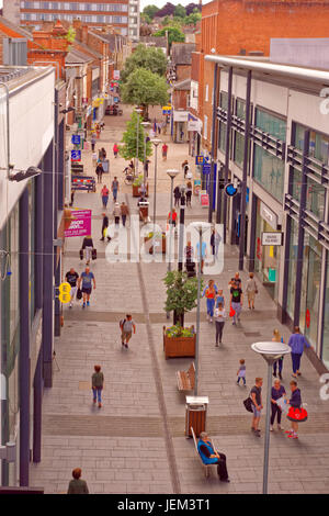 Area pedonale per lo shopping di Altrincham, Greater Manchester, Inghilterra. Regno Unito. Foto Stock