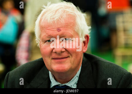 Rick Stroud , scrittore, storico militare, produttore televisivo, autore dell'esercito fantasma di Alamein: gli uomini che hoodwinked Rommel e il libro della luna - che appare al 2017 Hay Festival della letteratura e delle arti, Hay on Wye, Wales UK Foto Stock