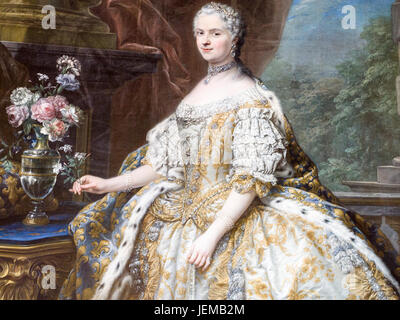 Marie Leczinska regina di Francia (dettaglio): da un dipinto di C. Van Loo dal 1747 attualmente appeso a Versailles. Foto Stock