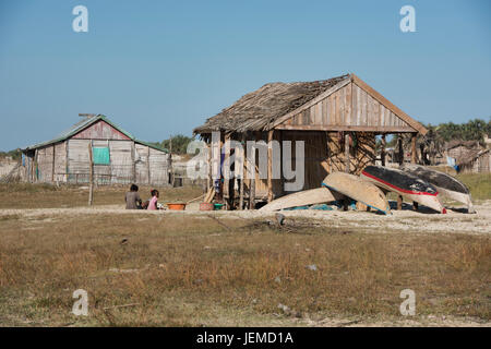 Villaggio di Pescatori, Morondava, Madagascar Foto Stock