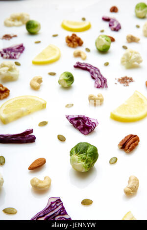 Assortiti ingredienti per insalata Foto Stock