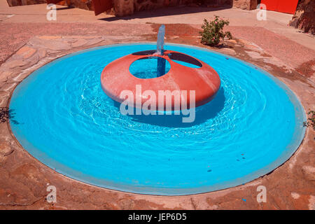 Bella Fontana,Taliesin West architetto Frank Lloyd Wright's home inverno e scuola nel deserto, Scottsdale, Arizona, Stati Uniti d'America Foto Stock