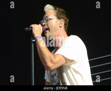 Michael fitzpatrick gruppo musicale fitz tantrums esegue sul palco durante la Arroyo Seco weekend giugno 25,2017 brookside campo da golf Pasadena, California. Foto Stock